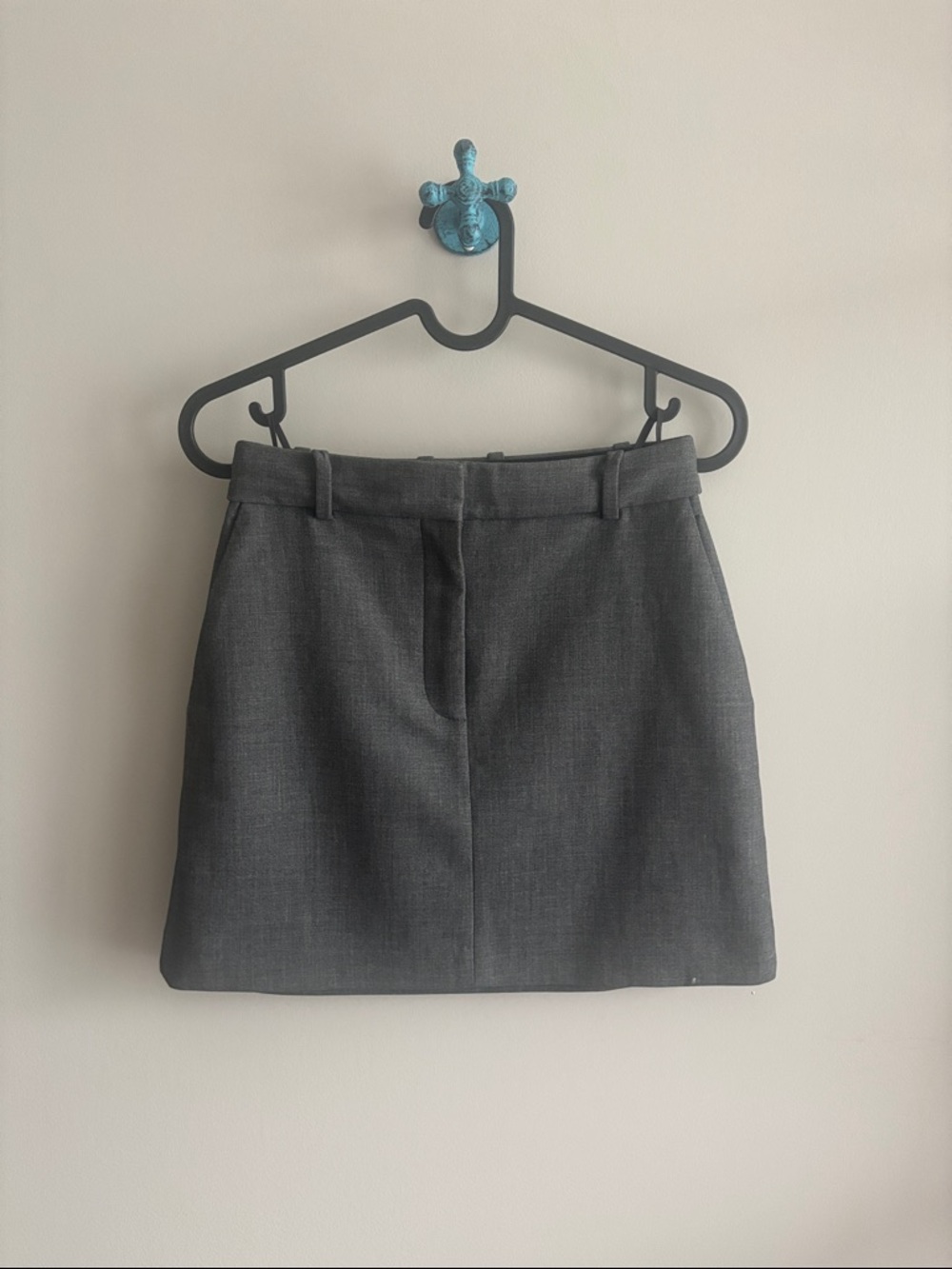 Aritzia Babaton skirt size 00